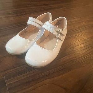 Girls Size 1 white pageant shoes